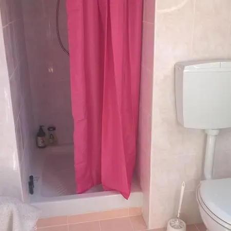 לינה וארוחת בוקר Oasi