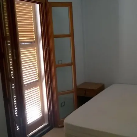 Oasi לינה וארוחת בוקר טויראנו